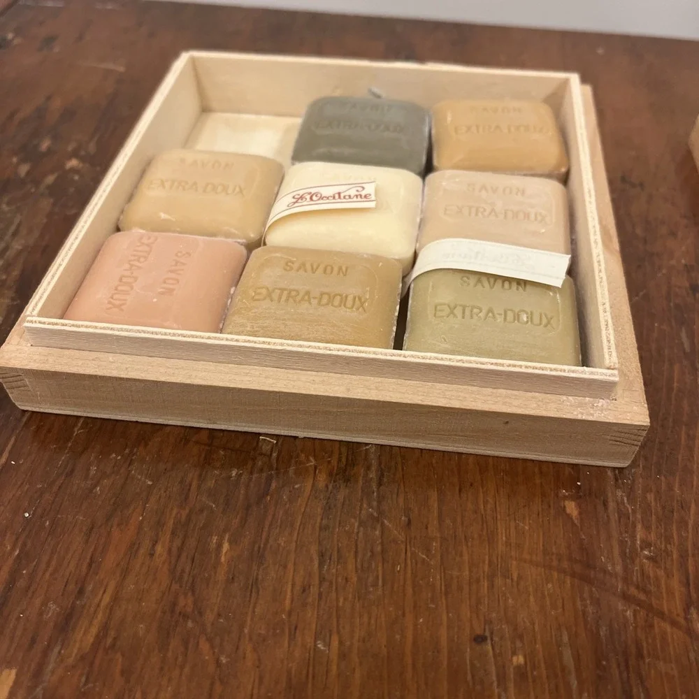 L'Occitane Savons d'Invites Guest Soaps - Vegetable Soap Set of 8 soaps Rare